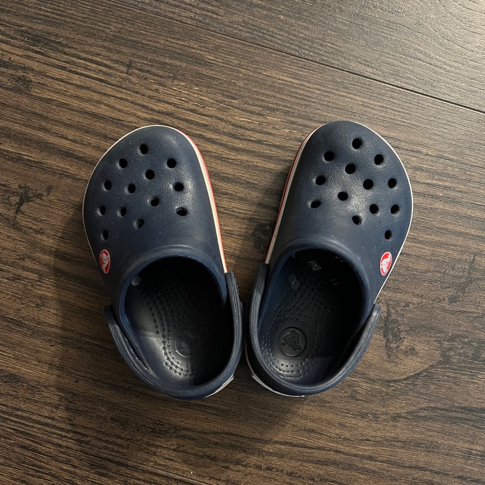 Toddler navy blue crocs